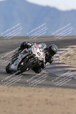 media/Nov-16-2025-Race Pace (Sun) [[8c5fa54630]]/Verified Riders/8-Turn 12 (120pm)/